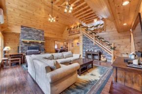 Waterfront Cabin with Deck and Pool in Old Forge!